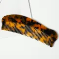 Peine de pelo acetato dientes finos detalle motivo carey accesorio de peinado vista cercana - 5# Carey / 13.1*4.6cm (Embalaje Individual)