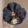 Vintage karo scrunchie mallion megalo charitochomeno cheiropoiito gia tin kotsida - Μπλε Πλαίντ