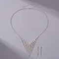 Zilveren strass V-vormige franje ketting en oorbellen set voor dames huwelijksfeest sieraden. - V-vormige Franje Ketting en Oorbellen Set (NS-J6519S) / Zilver