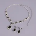 Luxe zwarte kristal druppel strass ketting en oorbellen sieraden set voor feestje - Elegante Zilver Zwarte Strass 2-Delige Sieradenset (NS-J6574SHBLK)