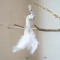 Witte kunstmatige pauwenveer hanger kerstboom decoratie etalage rekwisiet ornament 25cm - Wit