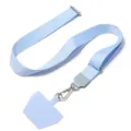 Détail de lanière de téléphone bleu clair réglable, sangle en nylon durable avec boucles. - Bleu ciel
