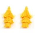 Pendentifs à pompons en polyester à trois couches jaune vif pour accessoires de bricolage. - Gland à 3 Couches Env 7cm / Jaune