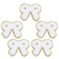 Ricamo ciniglia fiocco bianco bordo dorato termoadesivo accessorio per vestiti DIY 5pz - Stile Fiocco (Ciniglia con Bordo Dorato) / 10 Pezzi/Confezione (7,2*5,7 cm) / Bianco