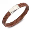 Stijlvolle bruin gevlochten lederen armband met roestvrijstalen magnetische sluiting. - Lengte 18,5 cm breedte 10 mm / Lichtkoffie