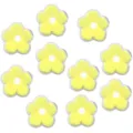 Toppe ricamate a fiore giallo con bordo glitterato argentato per accessori di abbigliamento fai da te - Confezione da 10 / Giallo Floreale / 6cm