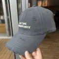 Casquette de baseball gris foncé pour femme, style usé vintage avec broderie tendance. - Gris