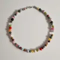 Collana di perle in pietra naturale colorata e perla d'acqua dolce, vista principale principale. - Collana (Con Perla Artificiale) / 38+5cm / Vintage Color