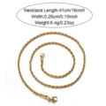 Vista dettagliata della collana a catena torta dorata, trama fine e chiusura sicura. - Oro 41cm