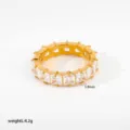 Vergoldeter Ring mit quadratischen Zirkonia-Steinen, 5.8mm breites glänzendes Design. - Größe 7 / Quadratischer Zirkonia Gold