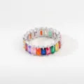 Edelstahl bunte Regenbogen Zirkonia Ring, elegante Baguetteschliff Stein Detailansicht. - Baguette-Zirkonia Silber Gemischter Regenbogen