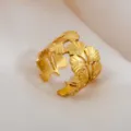 Roestvrij staal gouden ginkgo blad verstelbare open ring variant, vintage stijl sieraad. - Ginkgoblad Holle Ring / Goud