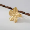 Gold stainless steel five-petal flower ring exquisite statement finger jewelry accessories - 5-Petal Textured Style(526)