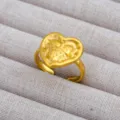 Anillo de corazón bañado en oro, diseño abierto elegante y minimalista para uso diario. - Estilo Floral Relieve Corazón Cobre Chapado Oro
