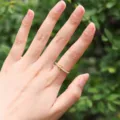 Anello con lettera H in oro anello regolabile in zircone cubico iniziale gioiello. - Lettera H