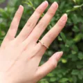 Anello aperto lettera T in rame dorato con zirconi anello regolabile moda per donna - Lettera T