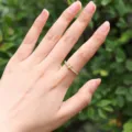 Anello con Lettera V Oro Zircone Regolabile Gioiello da dito Accessorio Moda Nuovo - Lettera V