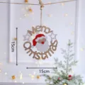 Ornamento appeso in legno di Natale con design di Babbo Natale, decorazione festiva per albero. - Tag Lettera Rotondo