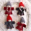 Weihnachten Holzpuppe Anhänger mit Strickmütze und Filzkleid, süße Feiertag Hängedekoration - Puppenkollektion (4er-Set) / 4er-Set