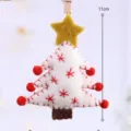 Grazioso soprammobile appeso albero di Natale in feltro con stella e ponpon, festa. - Albero di Natale bianco