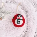 Decorazione natalizia appesa con pupazzo di neve in feltro di lana rosso pendente 5cm - Pupazzo di neve 3D - 1 pezzo