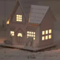 Weihnachtsdeko Holzhaus beleuchtet mit Hirsch Figur Tischdeko 10x9.5cm Weihnachtsbeleuchtung - Mittleres Weißes Haus - Hirsch