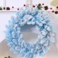 Blauwe geflokte kerstkrans winterdecoratie voor thuisfeest hangend ornament stijl - 40CM Sneeuwkrans / Meerblauw