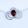 Strass legering kroon DIY accessoire met rode druppel edelsteen voor telefoonhoes decoratie. - Donkerrood