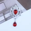 Colgante de aleación de diamantes de imitación de gota plateada, accesorio de soporte de insignia DIY. - Rojo Brillante