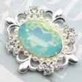 Componente de broche DIY de aleación plateada con ópalo ovalado menta perlas estrás - Verde claro