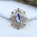 Alloy hollow gemstone flower rhinestone pendant DIY jewelry accessory sparkling crystal part. - White