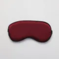 Masque de sommeil uni en soie artificielle rouge foncé pour des nuits paisibles et douces. - Bordeaux