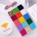 Bunte Glas-Rocailles Perlen Set in 24er Box mit Gummikordel für DIY Schmuckherstellung. - Bemalte Glas Rocailles Set / 7500 Stück