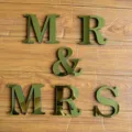 Adesivo murale con lettere specchio acrilico MR & MRS per decorazione casa matrimonio. - MR&MRS Oro