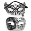 Juego de máscaras de mascarada metal negro filigrana pedrería y brillo fiesta antifaz - Set de hierro forjado negro y plata con 7 estrás y parte superior plana