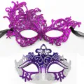 Set de máscaras de encaje y purpurina para fiestas de disfraces de Halloween y carnaval. - Corona fénix - conjunto púrpura y plata