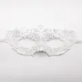 Masque de bal masqué en dentelle blanche, élégant demi-masque pour fête et carnaval. - Style à Six Pétales / Blanc
