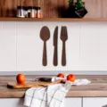 Décoration murale de cuisine en bois cuillère couteau fourchette kit en bois rustique - MZ182B : grain de bois de noyer