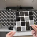 Λεπτομερής παρουσίαση 3D αυτοκόλλητου ψηφιδωτού πλακιδίου για τοίχο κουζίνας και μπάνιου. - Γυαλιστερό φιλμ - 10x10 cm - 10 τεμάχια / MSC137