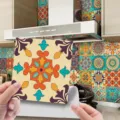 Adesivo per piastrelle impermeabile con motivo mandala dettaglio decorazione parete - Pellicola lucida 10x10 cm, 24 pezzi / ET196
