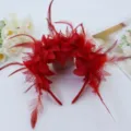 Rode veer bloem haarband voor carnaval feest festival dans optreden haar accessoire - Rood