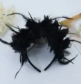 Zwarte veren bloemen haarband voor carnavalsfeest, elegante kanten haaraccessoire voor bal. - Zwart