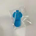 Handheld blue plastic can opener and dustproof sealer in transparent packaging bag SKU view - Blue