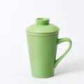 Tasse a the en ceramique verte avec infuseur et couvercle, tasse de bureau texturee. - Ensemble trois pièces / Vert