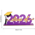 2026 Decorazione da Tavolo in Legno per Laurea Festa Ornamentale Centro Tavola - BT364: modello D viola (su pannello KT)