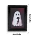 Vue detaillee du cadre photo magnetique de refrigerateur fantome chat noir d'Halloween. - Magnet de Réfrigérateur Magnétique 3D