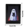 Vue rapprochée détaillée du cadre photo aimant de réfrigérateur chat noir et fantôme. - Autocollant Magnétique de Réfrigérateur 3D (3DCT004) / S