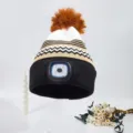 Berretto in maglia LED cappello invernale caldo con luce ricaricabile per sport all'aperto. - Tesa Nera Cupola Bianca