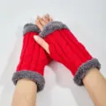 Rote Zopfstrick-Fingerlose Handschuhe mit grauem Plüschrand, warme Winter-Armstulpen. - Rot