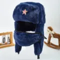Cappello ushanka in pelliccia sintetica blu con stemma sovietico e maschera per freddo inverno. - Martello e ascia blu navy